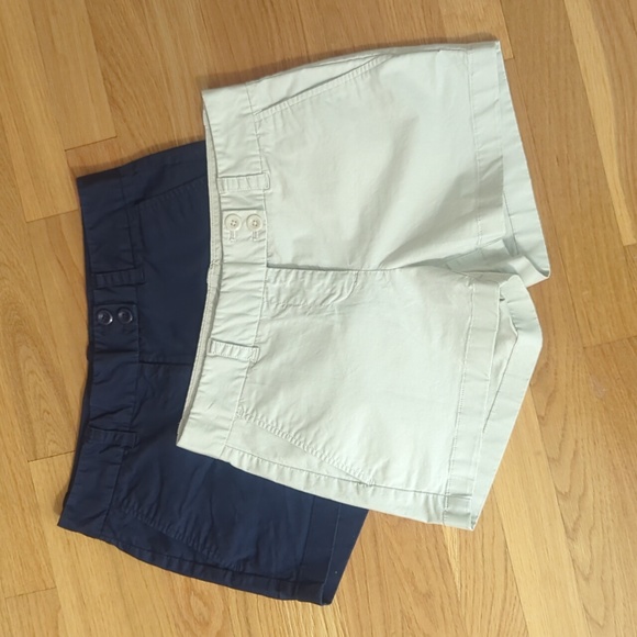 Vineyard Vines Pants - Bundle - 2 pair Vineyard Vines shorts 3.5" inseam